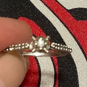 Elegant Silver Women's Ring